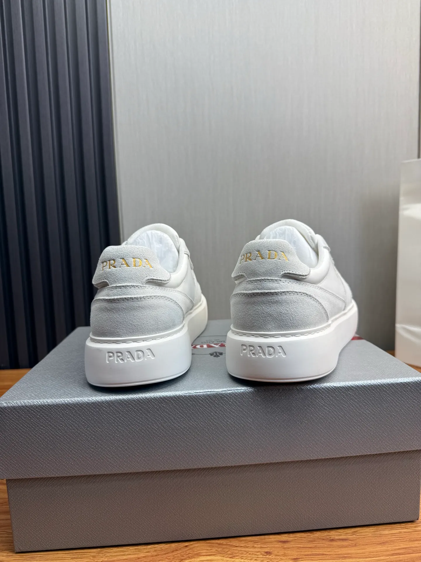 Factory price 560💰 [PRADA] Men’s shoes are popular in the counter, official website is synchronized, 1 high-quality shipment ✔️Original cowhide + cowhide lining, 1🆚1 replica, original sole, 38-45 (45 customized, non-refundable)